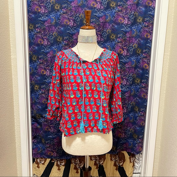 π Lovely bohemian vibrant top - Picture 2 of 12